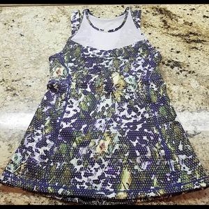 Lululemon workout top